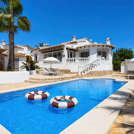 Casa Arons Willa